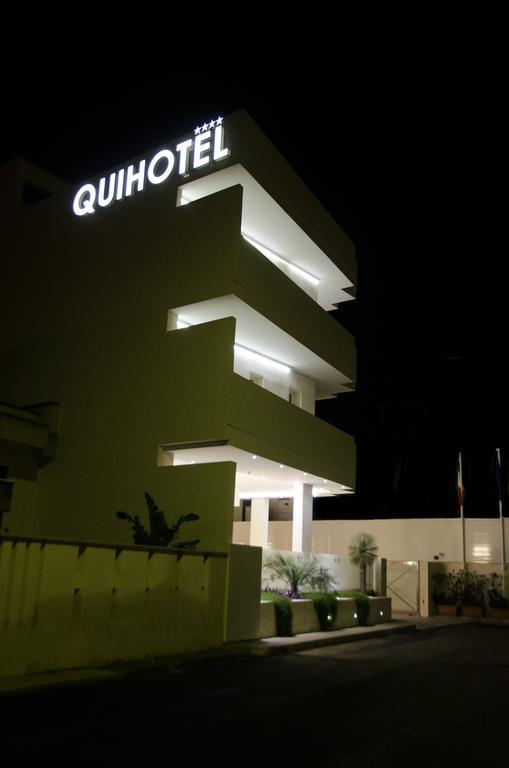 Quihotel Porto Cesareo Exteriör bild