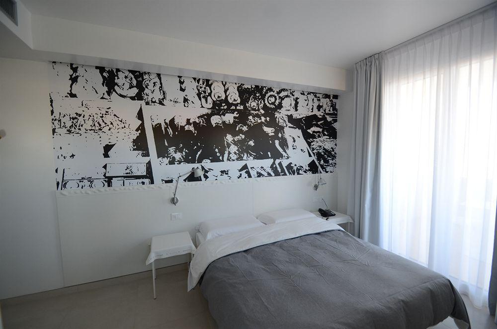 Quihotel Porto Cesareo Exteriör bild
