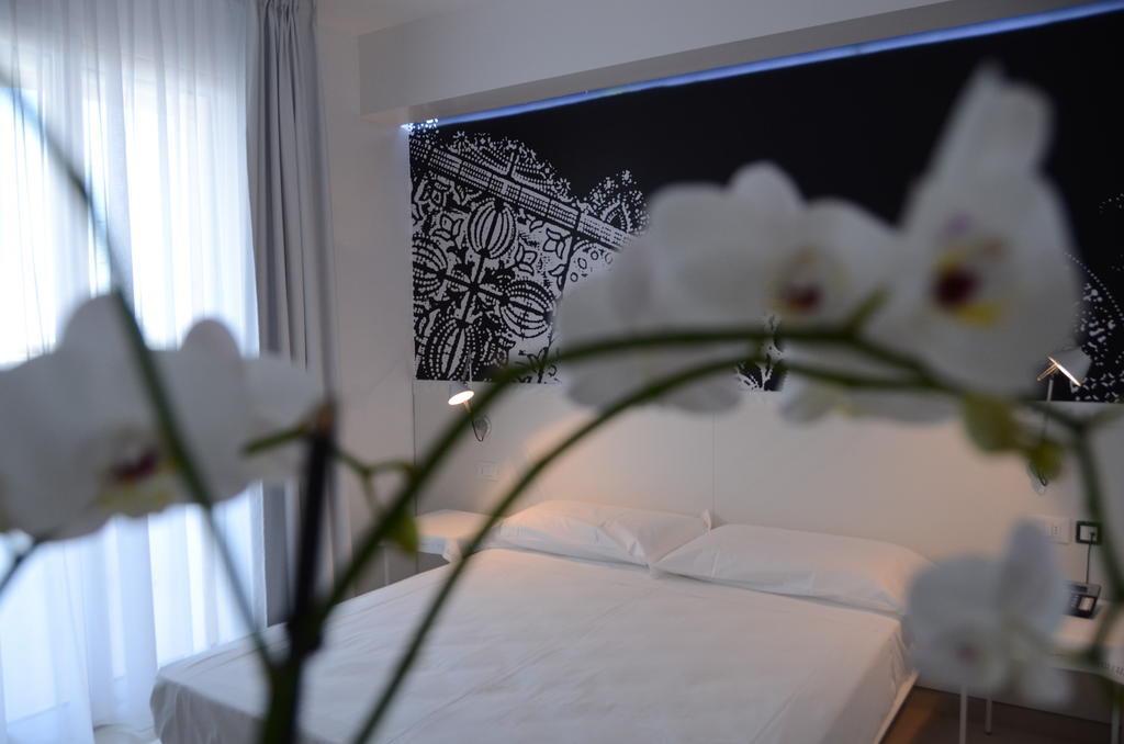Quihotel Porto Cesareo Exteriör bild