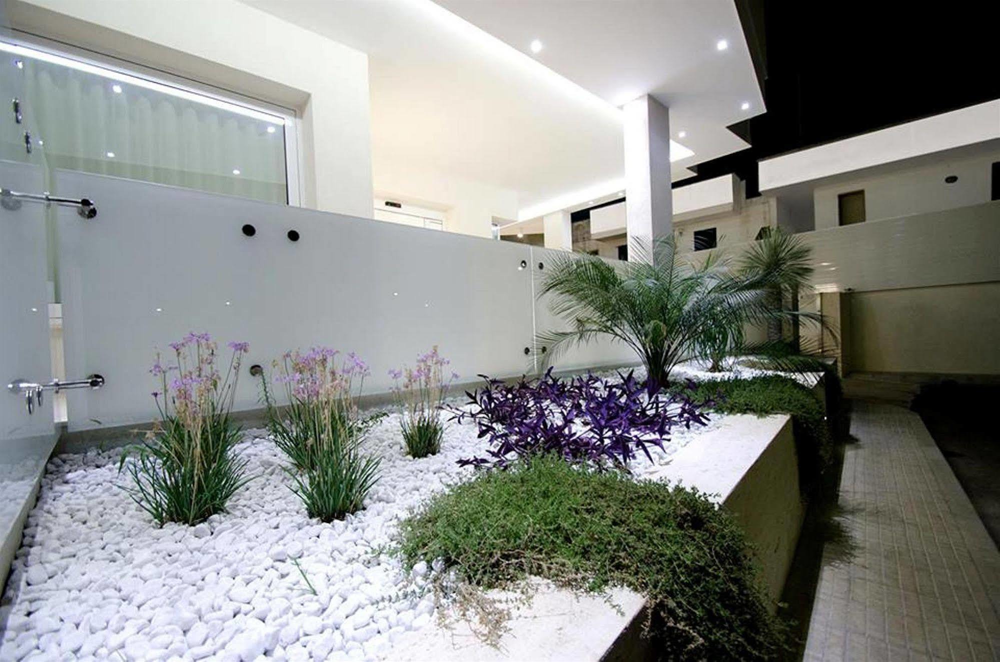 Quihotel Porto Cesareo Exteriör bild