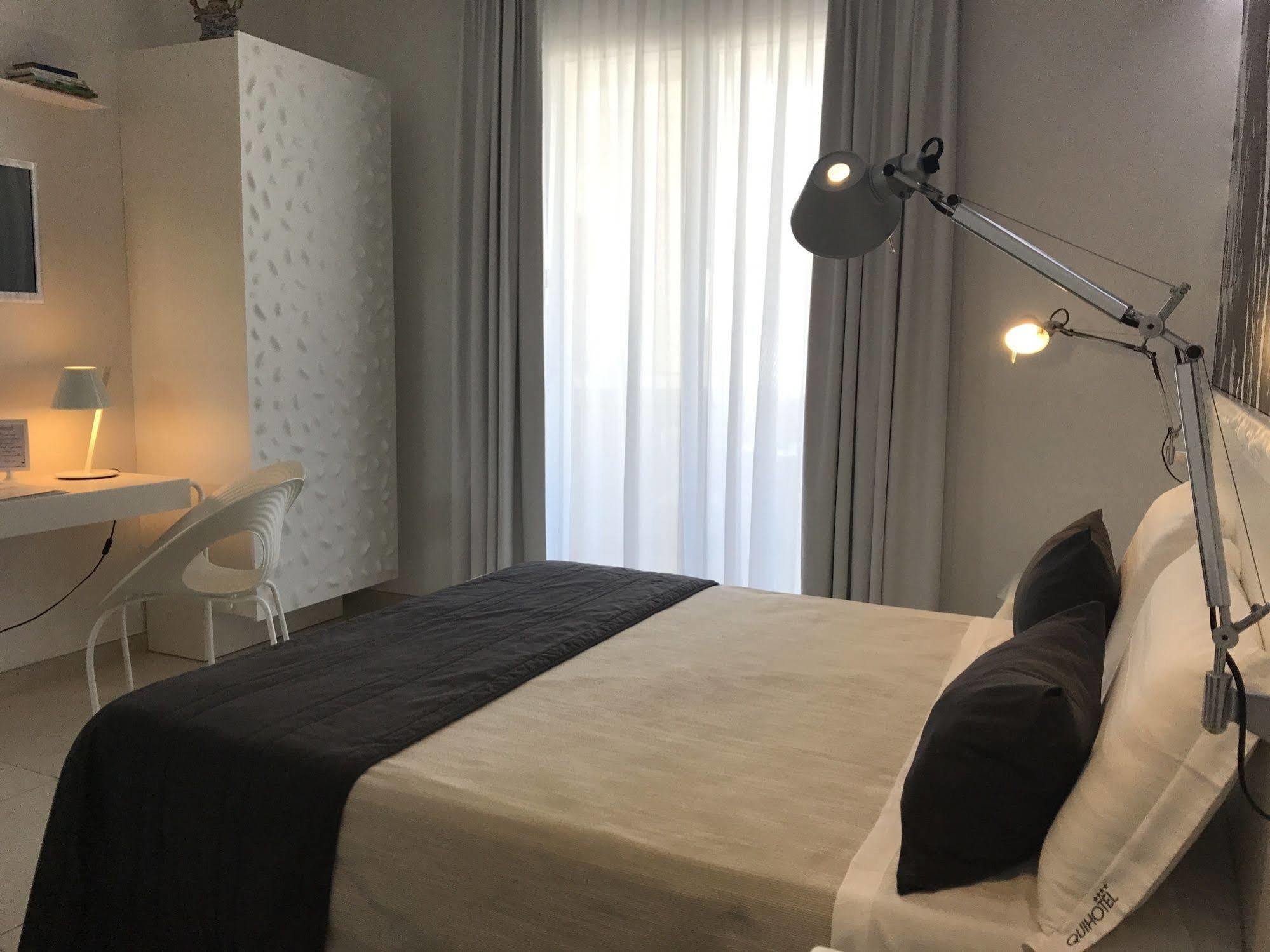Quihotel Porto Cesareo Exteriör bild